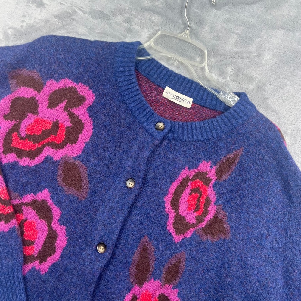 Natural Life Cardigan Women XL Blue Floral Rose Knit Button Front Sweater - Picture 3 of 8